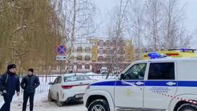 La doar 14 ani, Alina a pus mâna pe pușca tatălui ei și a tras în mai mulți colegi de clasă. Eleva și-a pus capăt zilelor după atac